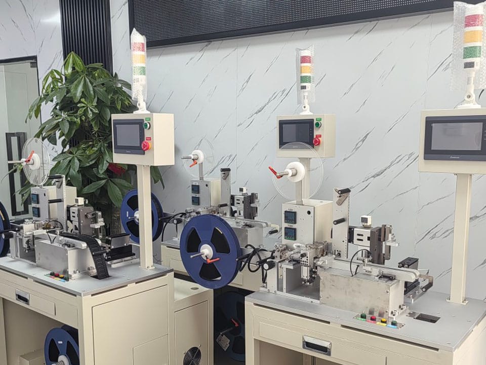 Fully automatic testing, marking and taping machine Fully automatic testing, marking and taping machine