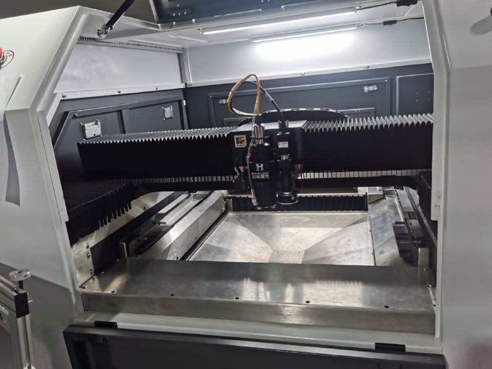MF-MF680 Stencil laser cutting machine MF-MF680 Stencil laser cutting machine
