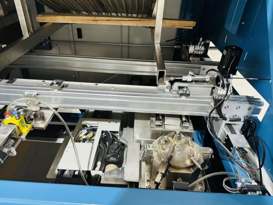 Máquina de soldadura por ola selectiva Meraif Máquina de soldadura por ola selectiva Meraif