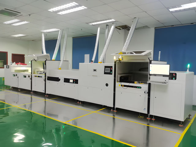 Máy phủ lớp cho bảng mạch in (PCBA)